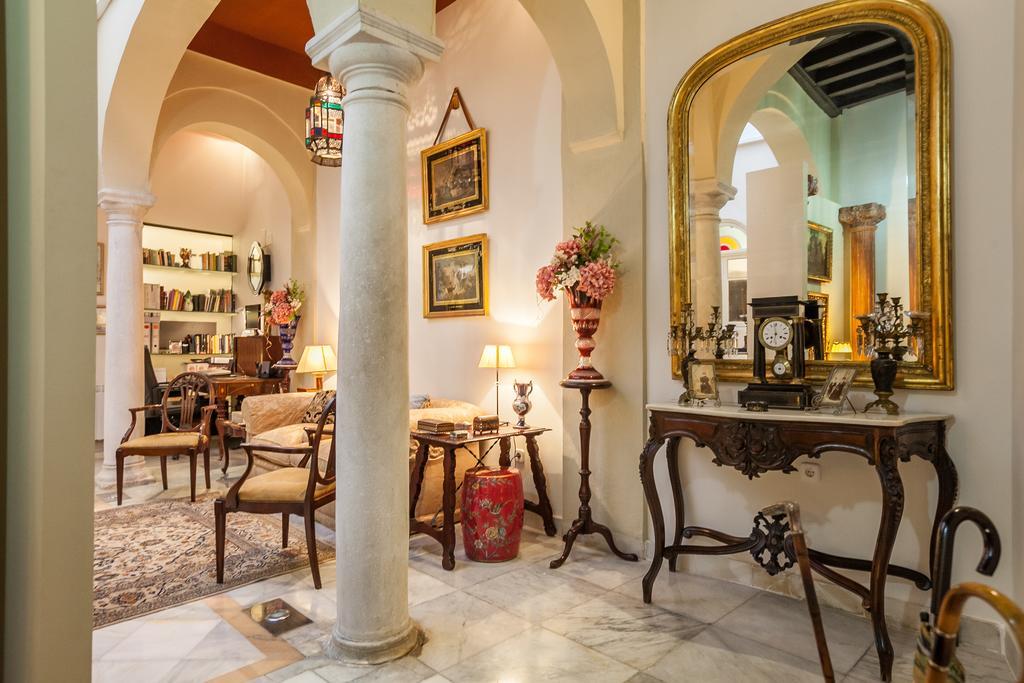 Casa Senorial En Sevilla Centro,Calle Marmoles ภายนอก รูปภาพ