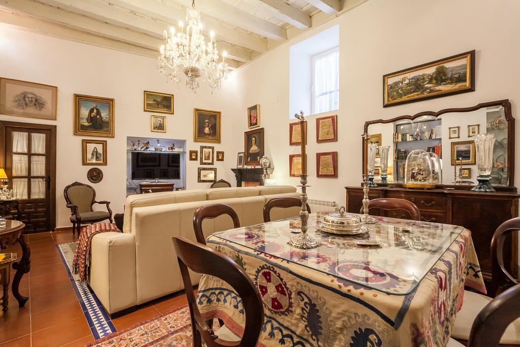 Casa Senorial En Sevilla Centro,Calle Marmoles ภายนอก รูปภาพ
