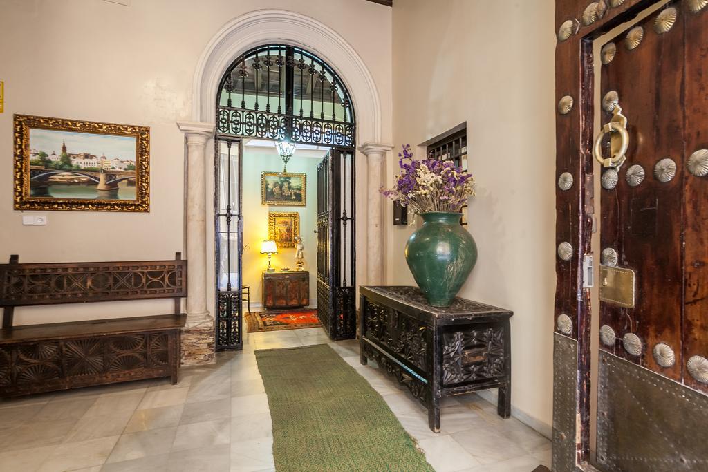 Casa Senorial En Sevilla Centro,Calle Marmoles ภายนอก รูปภาพ